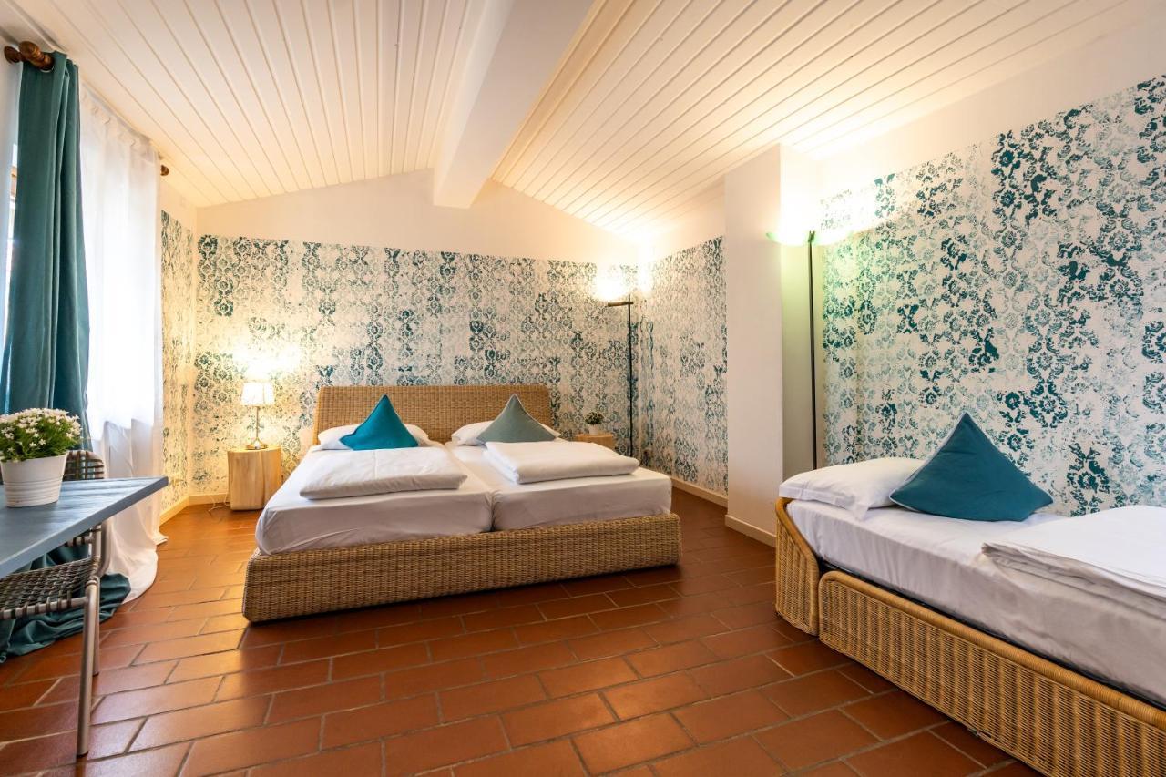 Hotel Sleep In Venzone Depandance Exterior foto